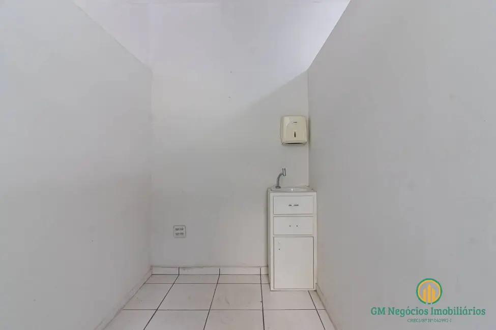 Foto 8 de Sala Comercial para alugar, 32m2 em Condomínio Centro Comercial Alphaville, Barueri - SP