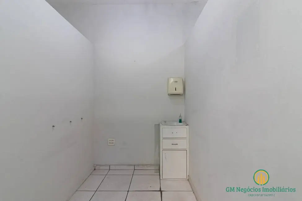 Foto 9 de Sala Comercial para alugar, 32m2 em Condomínio Centro Comercial Alphaville, Barueri - SP