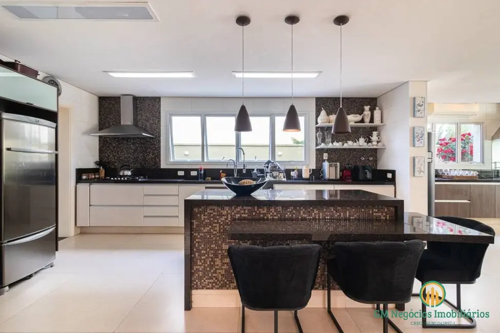 Foto 6 de Casa de Condomínio com 3 quartos à venda e para alugar, 680m2 em Alphaville Residencial Zero, Barueri - SP