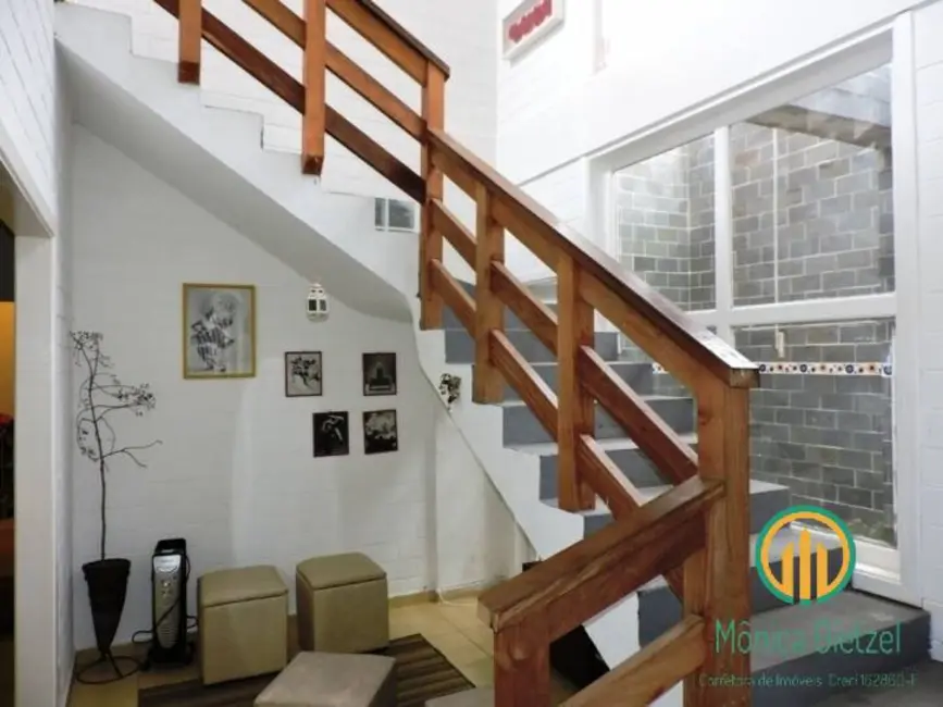 Foto 3 de Casa de Condomínio com 4 quartos à venda, 205m2 em Jardim Indaiá, Embu Das Artes - SP