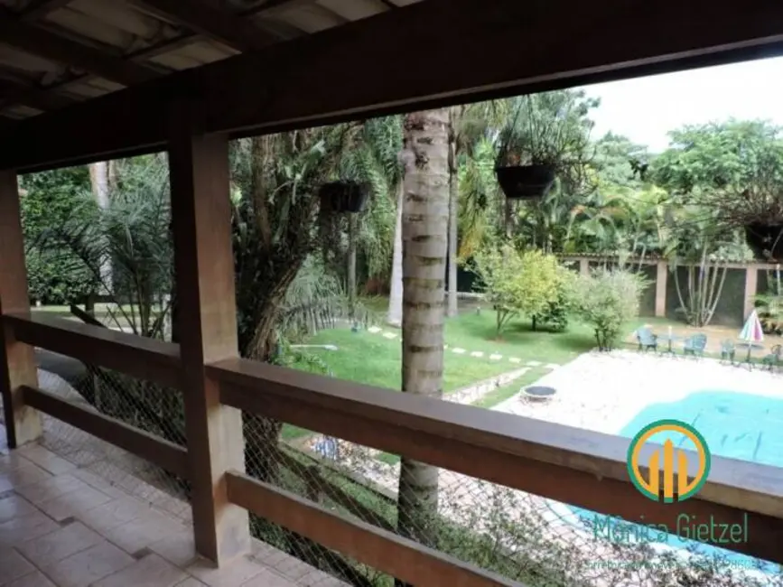 Casa com 5 quartos à venda, 530m2 em Chácara Vale do Rio Cotia, Carapicuiba - SP - imagem 8 Foto 8 de Casa com 5 quartos à venda, 530m2 em Chácara Vale do Rio Cotia, Carapicuiba - SP