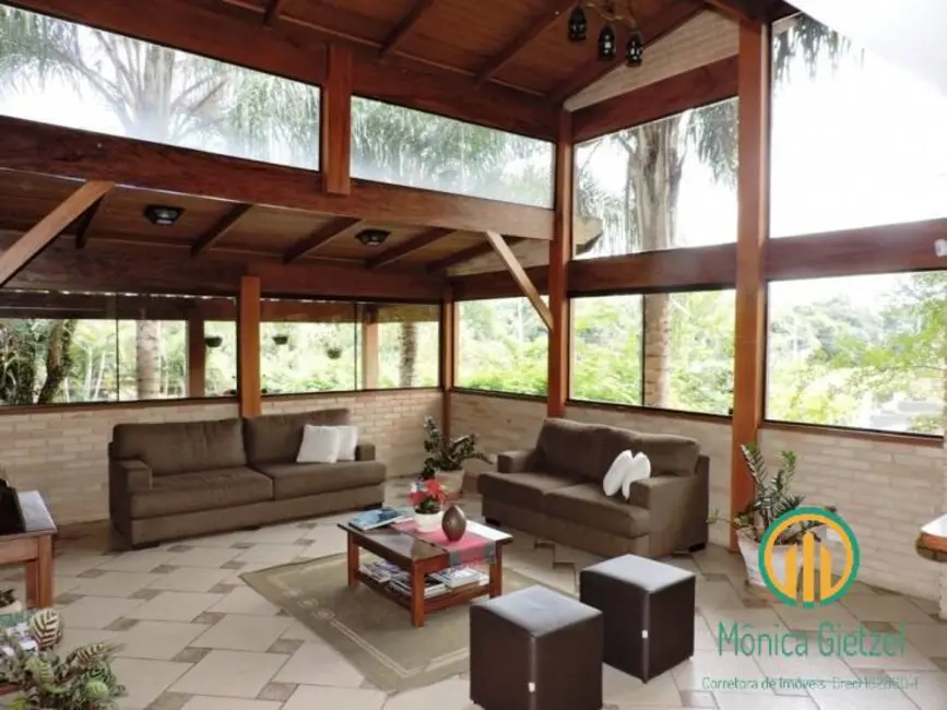 Casa com 5 quartos à venda, 530m2 em Chácara Vale do Rio Cotia, Carapicuiba - SP - imagem 3 Foto 3 de Casa com 5 quartos à venda, 530m2 em Chácara Vale do Rio Cotia, Carapicuiba - SP