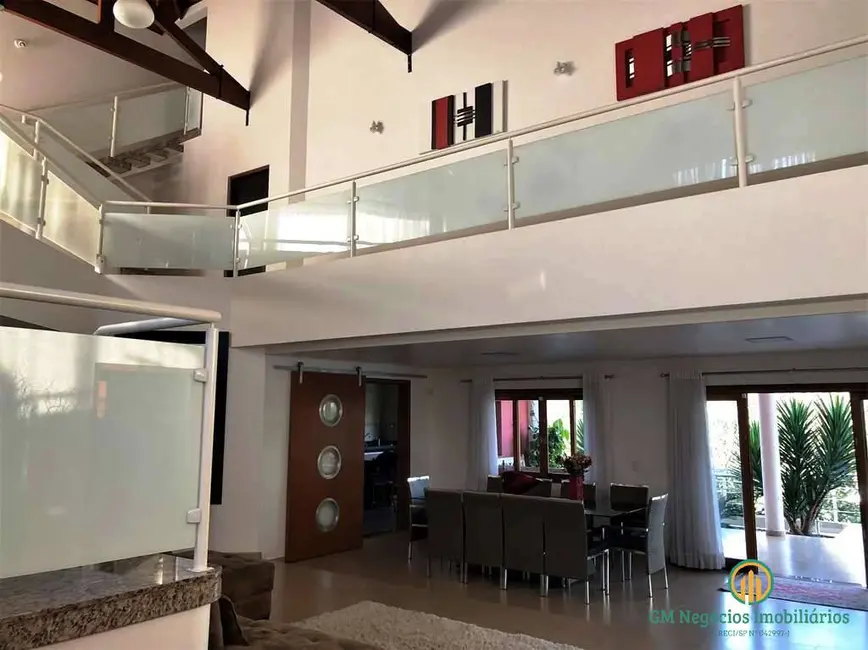 Casa com 5 quartos à venda e para alugar, 890m2 em Granja Viana, Carapicuiba - SP - imagem 9 Foto 9 de Casa com 5 quartos à venda e para alugar, 890m2 em Granja Viana, Carapicuiba - SP