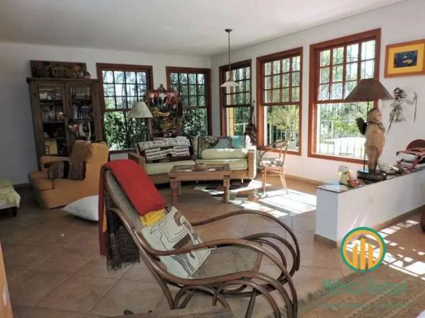 Casa de Condomínio com 2 quartos à venda, 5423m2 em Moinho Velho, Embu Das Artes - SP - imagem 8 Foto 8 de Casa de Condomínio com 2 quartos à venda, 5423m2 em Moinho Velho, Embu Das Artes - SP