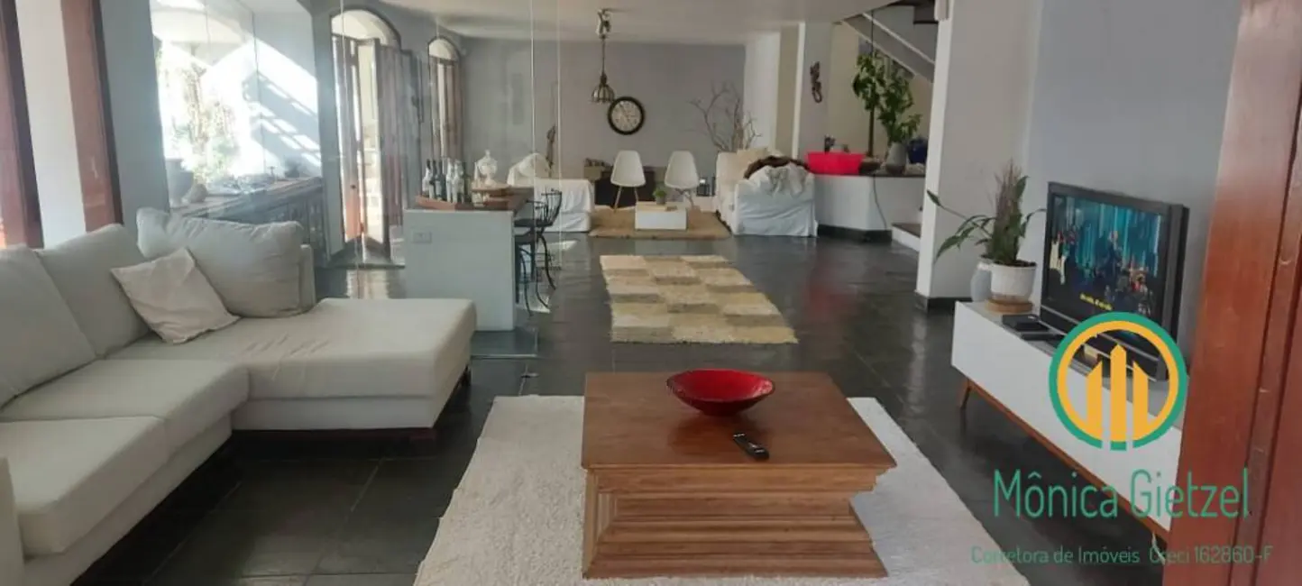 Casa com 5 quartos à venda, 1490m2 em Granja Viana, Cotia - SP - imagem 9 Foto 9 de Casa com 5 quartos à venda, 1490m2 em Granja Viana, Cotia - SP