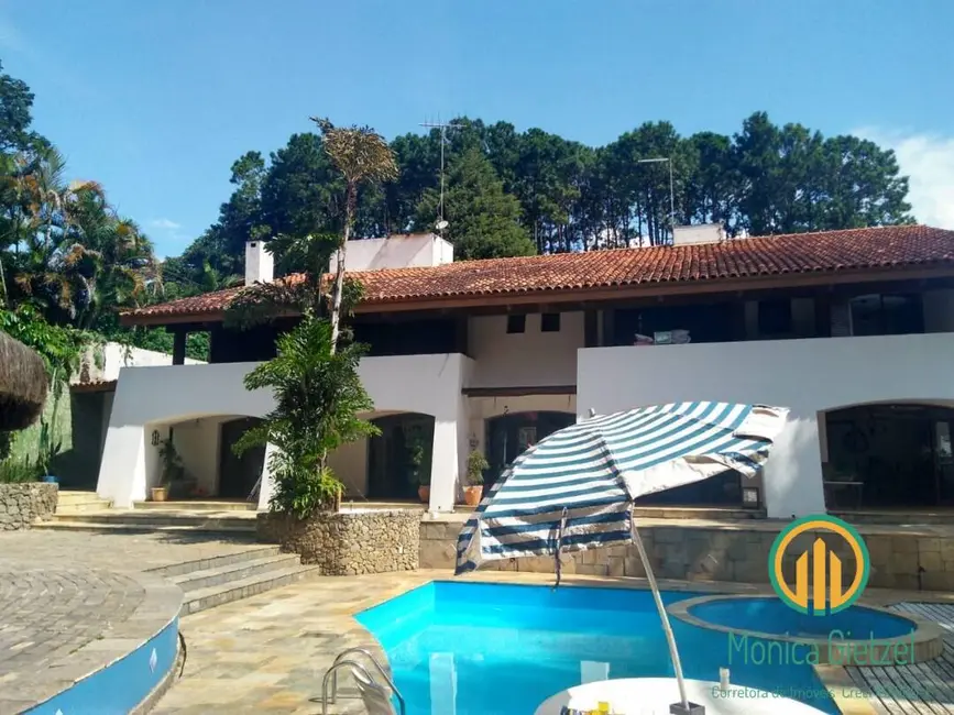 Casa com 5 quartos à venda, 1490m2 em Granja Viana, Cotia - SP - imagem 3 Foto 3 de Casa com 5 quartos à venda, 1490m2 em Granja Viana, Cotia - SP