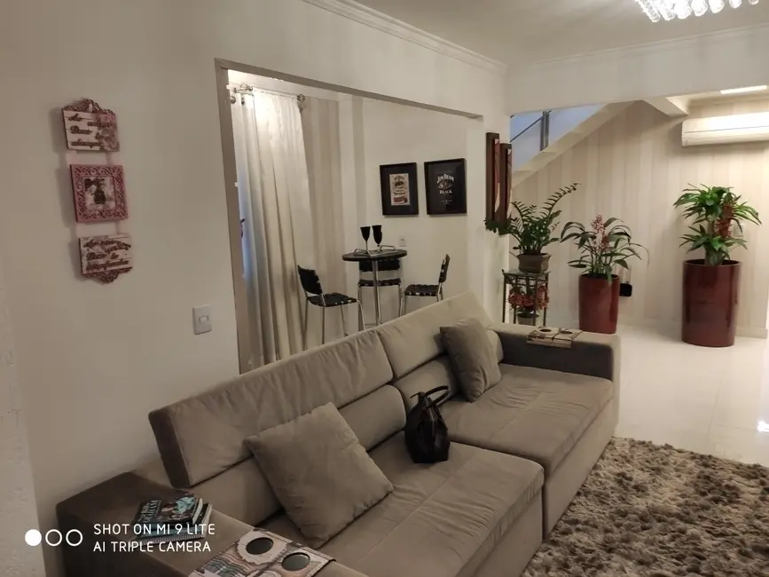 Apartamento com 3 quartos à venda, 132m2 em Centro, Balneario Camboriu - SC - imagem 5 Foto 5 de Apartamento com 3 quartos à venda, 132m2 em Centro, Balneario Camboriu - SC