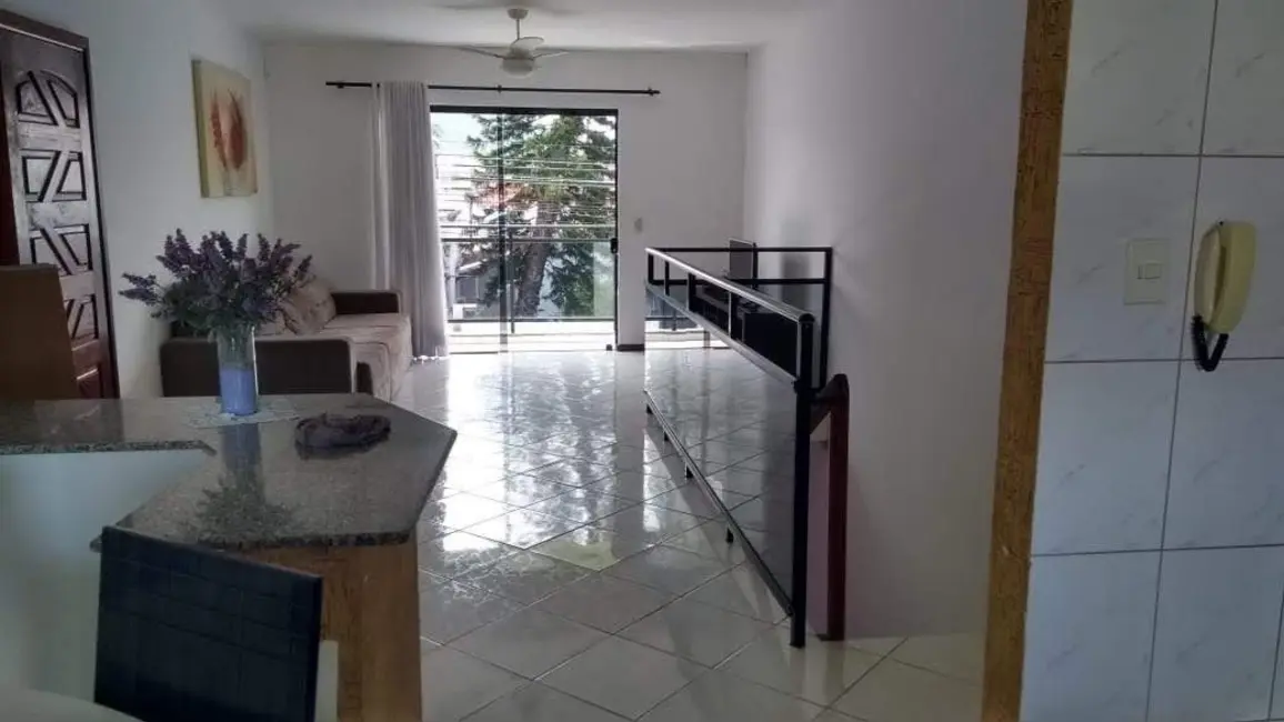 Casa com 3 quartos à venda, 103m2 em Centro, Balneario Camboriu - SC - imagem 3 Foto 3 de Casa com 3 quartos à venda, 103m2 em Centro, Balneario Camboriu - SC