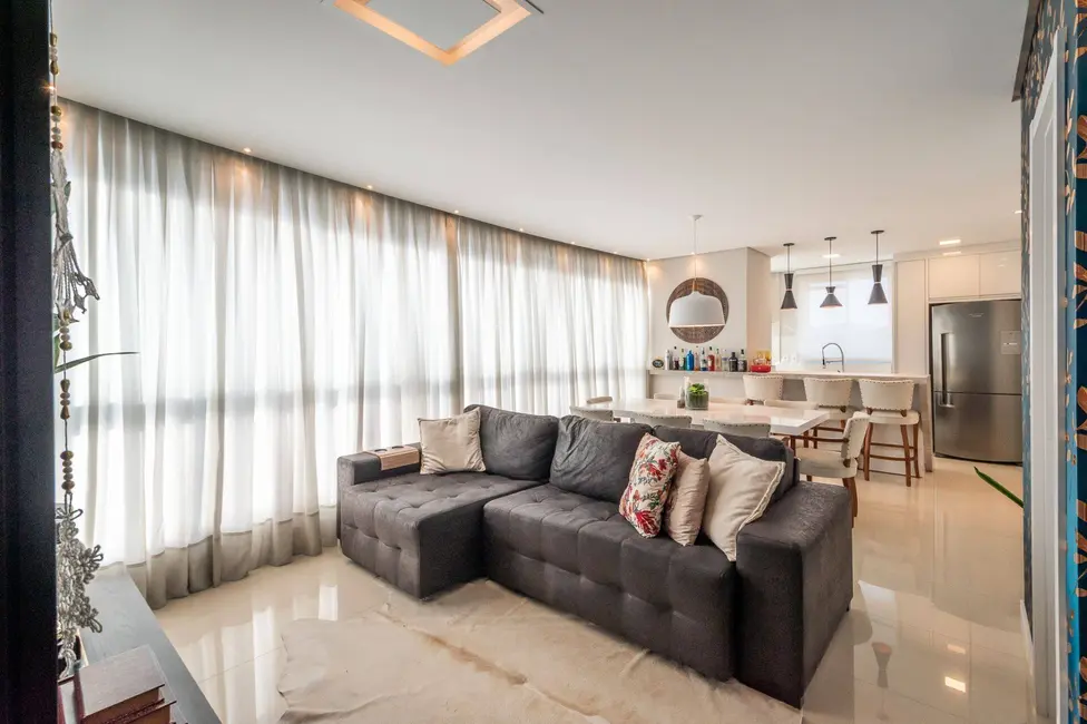 Apartamento com 3 quartos à venda, 105m2 em Centro, Balneario Camboriu - SC - imagem 6 Foto 6 de Apartamento com 3 quartos à venda, 105m2 em Centro, Balneario Camboriu - SC