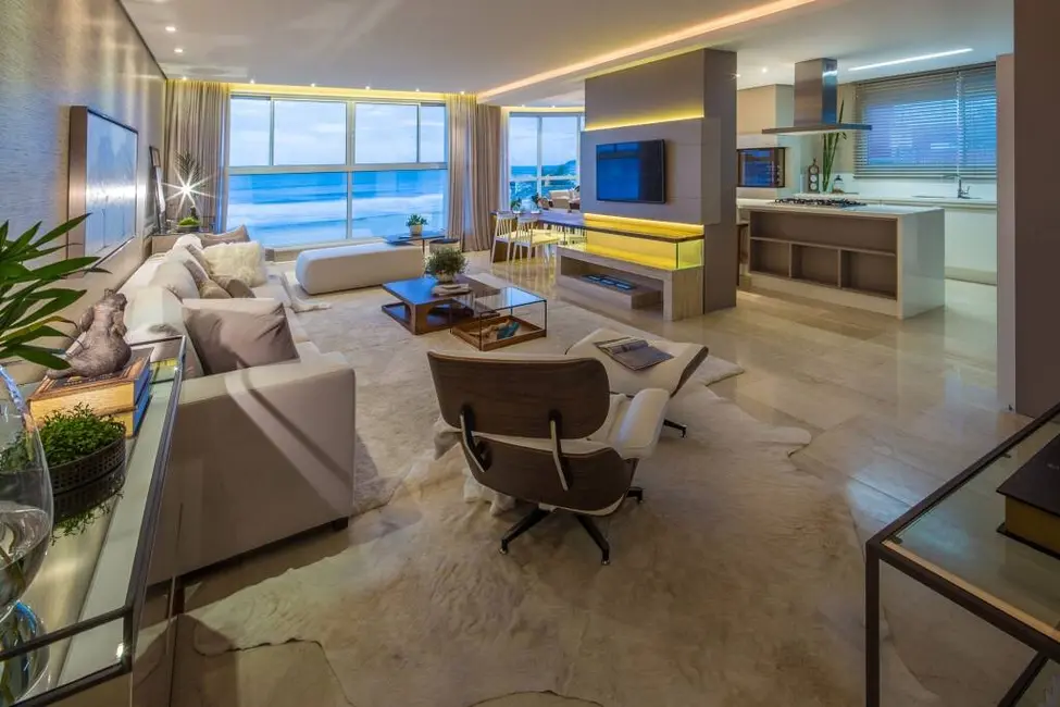 Foto 6 de Apartamento com 4 quartos à venda, 215m2 em Itajai - SC