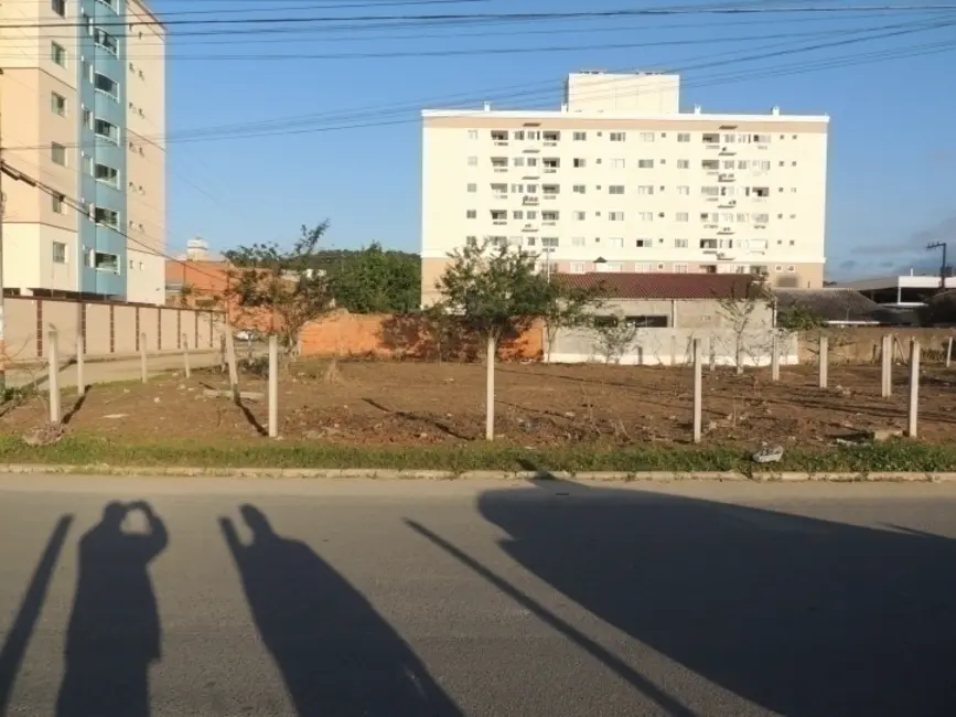 Foto 1 de Terreno / Lote à venda, 808m2 em Centro, Camboriu - SC