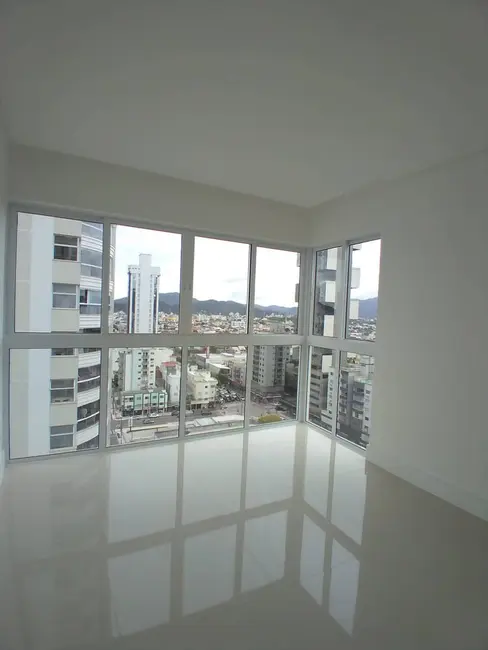 Foto 4 de Apartamento com 3 quartos à venda, 123m2 em Centro, Balneario Camboriu - SC