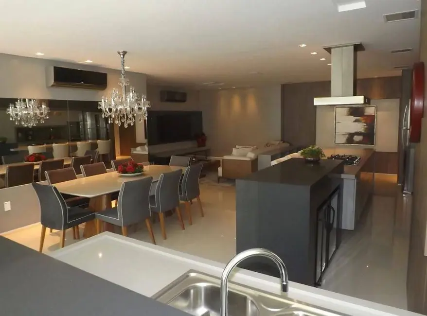 Foto 8 de Apartamento com 3 quartos à venda, 200m2 em Itajai - SC