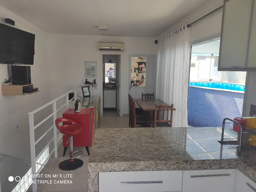 Foto 2 de Casa com 3 quartos à venda, 220m2 em Centro, Balneario Camboriu - SC
