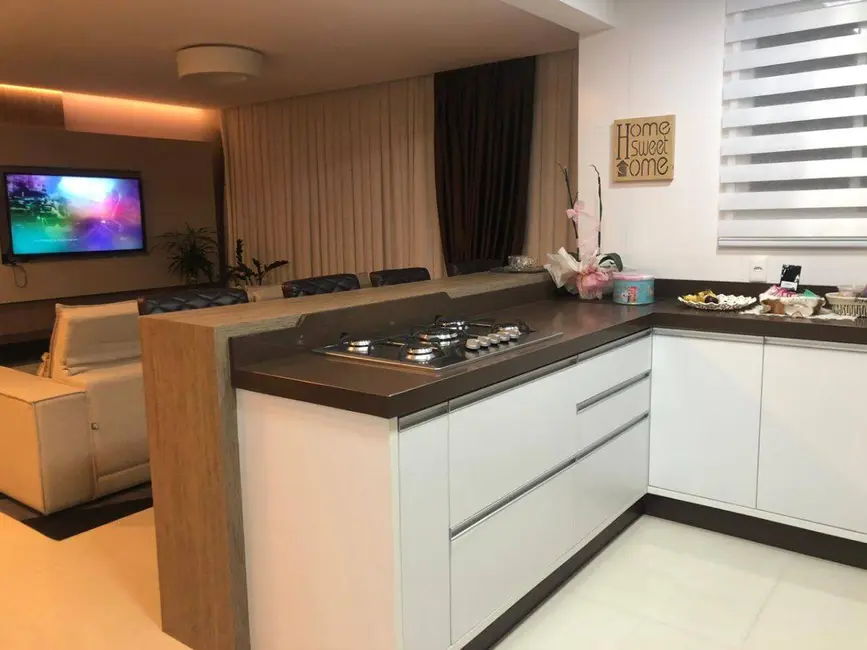 Foto 9 de Apartamento com 3 quartos à venda, 126m2 em Centro, Balneario Camboriu - SC