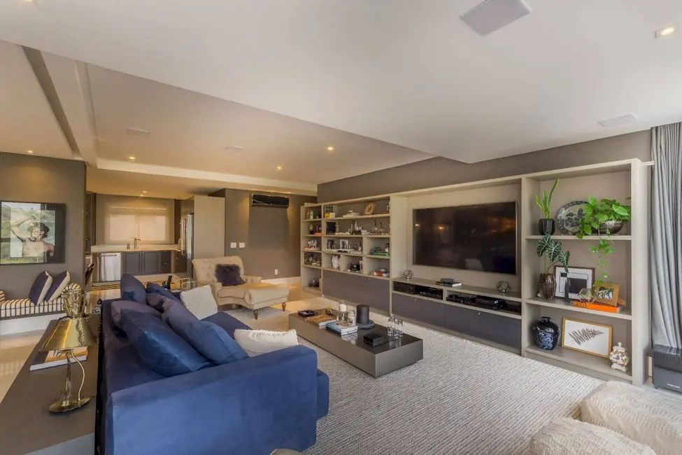 Apartamento com 4 quartos à venda, 191m2 em Centro, Balneario Camboriu - SC - imagem 6 Foto 6 de Apartamento com 4 quartos à venda, 191m2 em Centro, Balneario Camboriu - SC