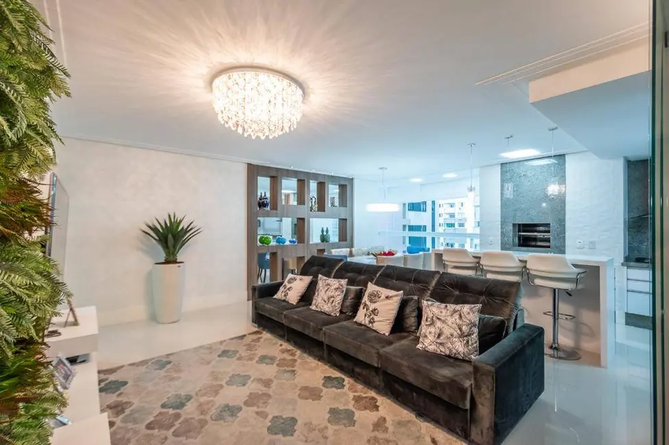 Foto 5 de Apartamento com 3 quartos à venda, 133m2 em Centro, Balneario Camboriu - SC