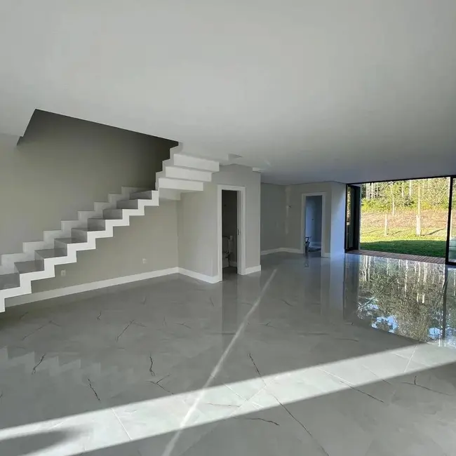 Casa com 3 quartos à venda, 203m2 em Camboriu - SC - imagem 9 Foto 9 de Casa com 3 quartos à venda, 203m2 em Camboriu - SC