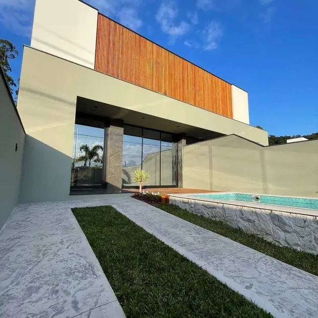 Casa com 3 quartos à venda, 203m2 em Camboriu - SC - imagem 5 Foto 5 de Casa com 3 quartos à venda, 203m2 em Camboriu - SC