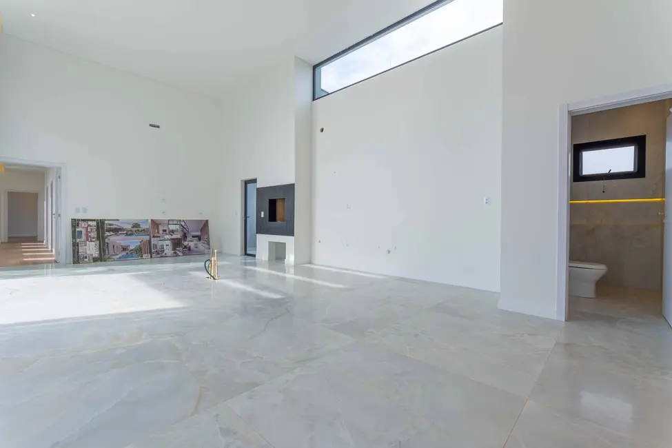 Casa com 4 quartos à venda, 481m2 em Areias, Camboriu - SC - imagem 4 Foto 4 de Casa com 4 quartos à venda, 481m2 em Areias, Camboriu - SC