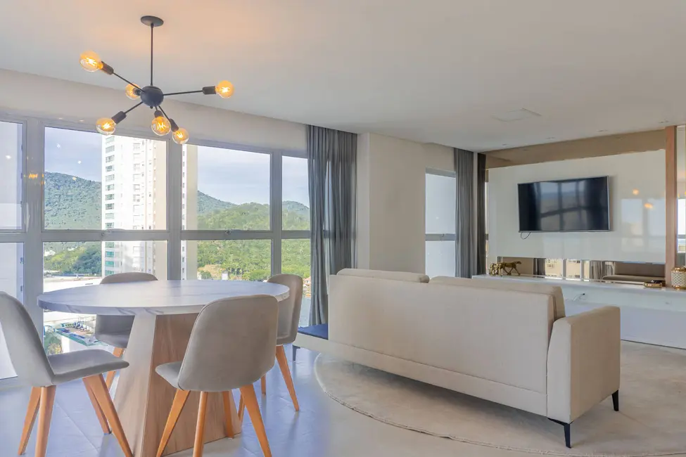 Foto 2 de Apartamento com 3 quartos à venda, 157m2 em Centro, Balneario Camboriu - SC