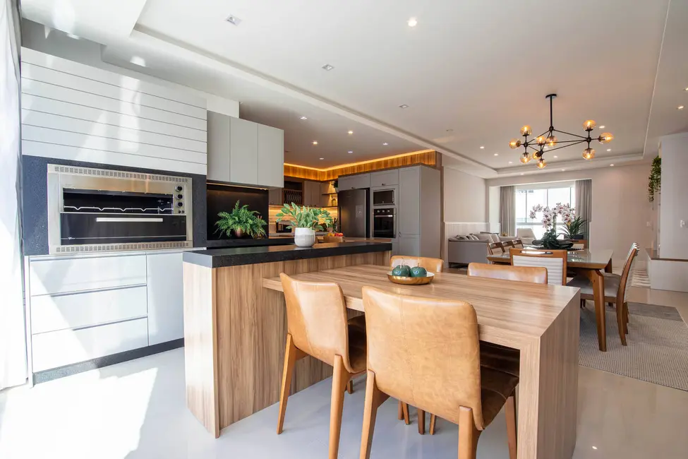 Apartamento com 3 quartos à venda, 137m2 em Centro, Balneario Camboriu - SC - imagem 9 Foto 9 de Apartamento com 3 quartos à venda, 137m2 em Centro, Balneario Camboriu - SC