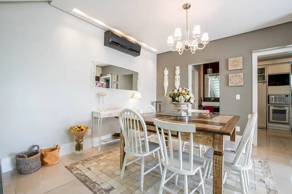 Foto 9 de Casa com 3 quartos à venda, 264m2 em Fazenda, Itajai - SC