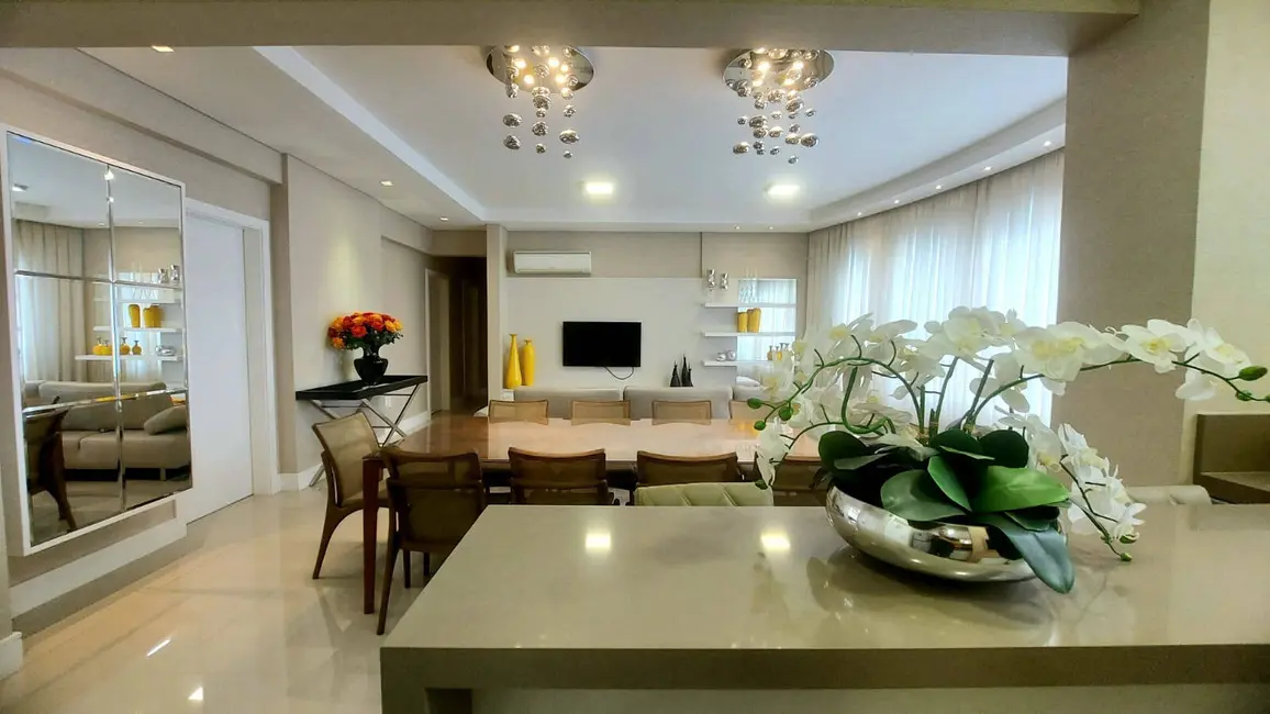 Foto 8 de Apartamento com 3 quartos à venda, 122m2 em Centro, Balneario Camboriu - SC