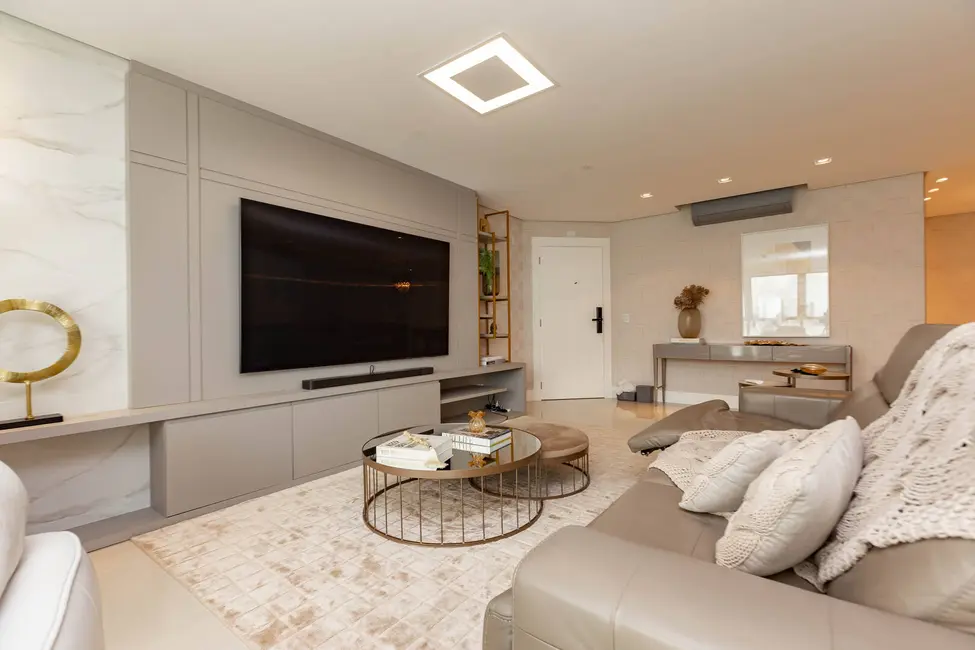 Apartamento com 3 quartos à venda, 164m2 em Centro, Balneario Camboriu - SC - imagem 9 Foto 9 de Apartamento com 3 quartos à venda, 164m2 em Centro, Balneario Camboriu - SC