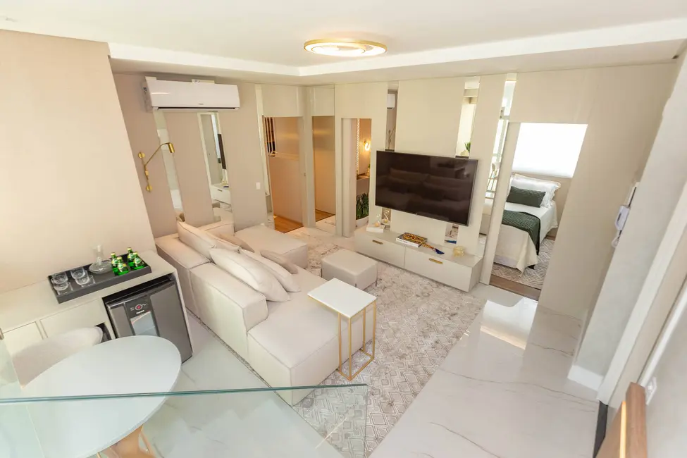 Apartamento com 5 quartos à venda em Centro, Balneario Camboriu - SC - imagem 2 Foto 2 de Apartamento com 5 quartos à venda em Centro, Balneario Camboriu - SC