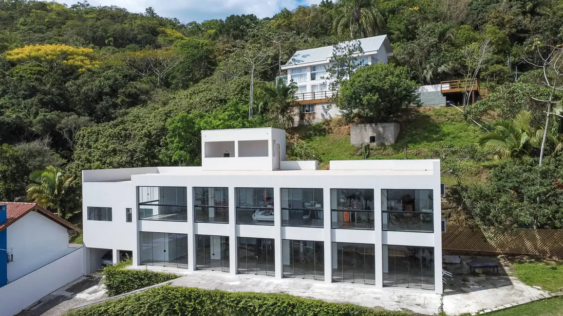Foto 28 de Casa à venda, 855000m2 em Cabeçudas, Itajai - SC