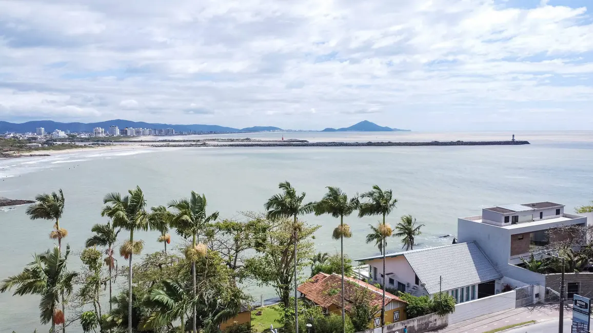 Foto 25 de Casa à venda, 855000m2 em Cabeçudas, Itajai - SC