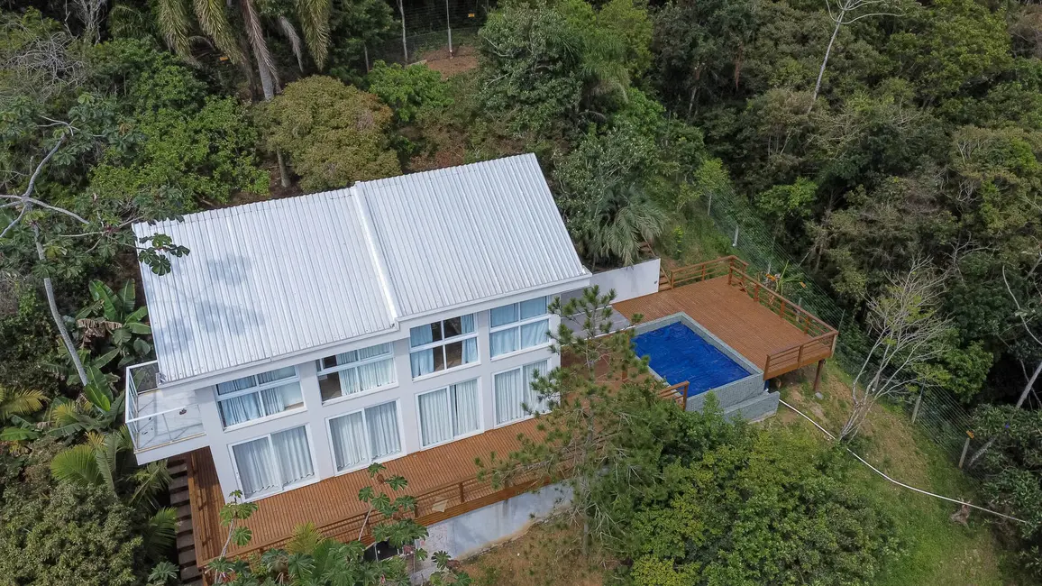 Foto 17 de Casa à venda, 855000m2 em Cabeçudas, Itajai - SC
