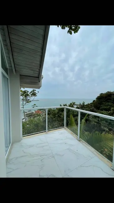 Foto 37 de Casa à venda, 855000m2 em Cabeçudas, Itajai - SC