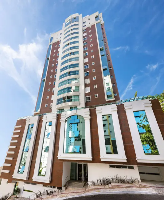 Foto 1 de Apartamento com 4 quartos à venda, 130m2 em Centro, Balneario Camboriu - SC
