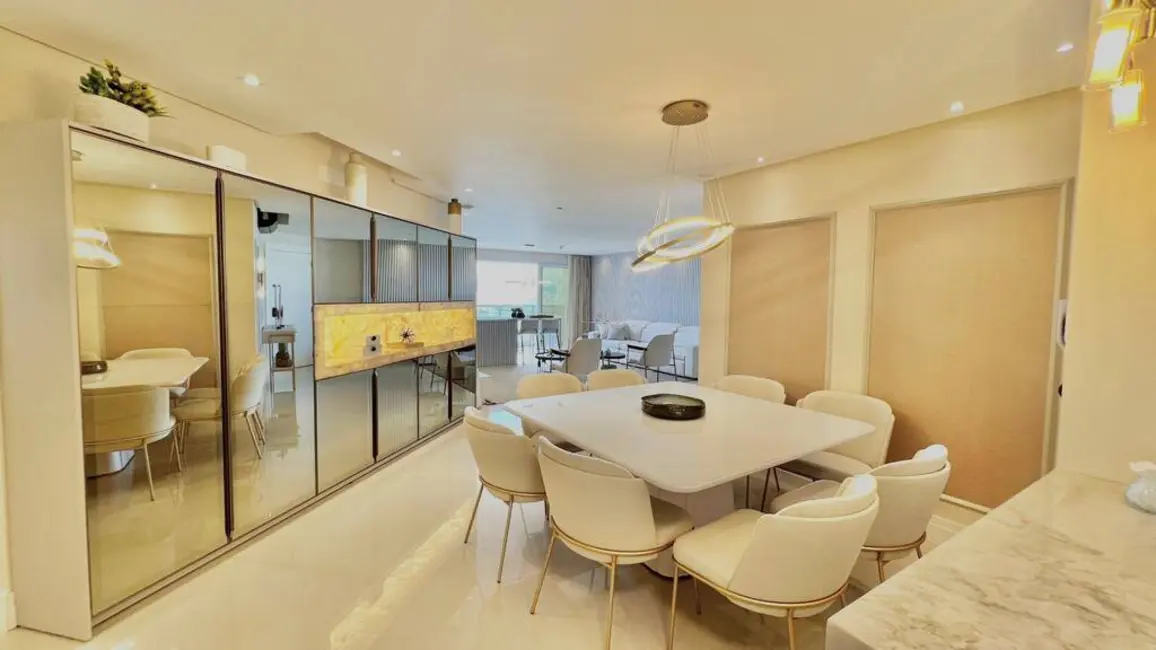 Foto 9 de Apartamento com 3 quartos à venda, 185m2 em Centro, Balneario Camboriu - SC