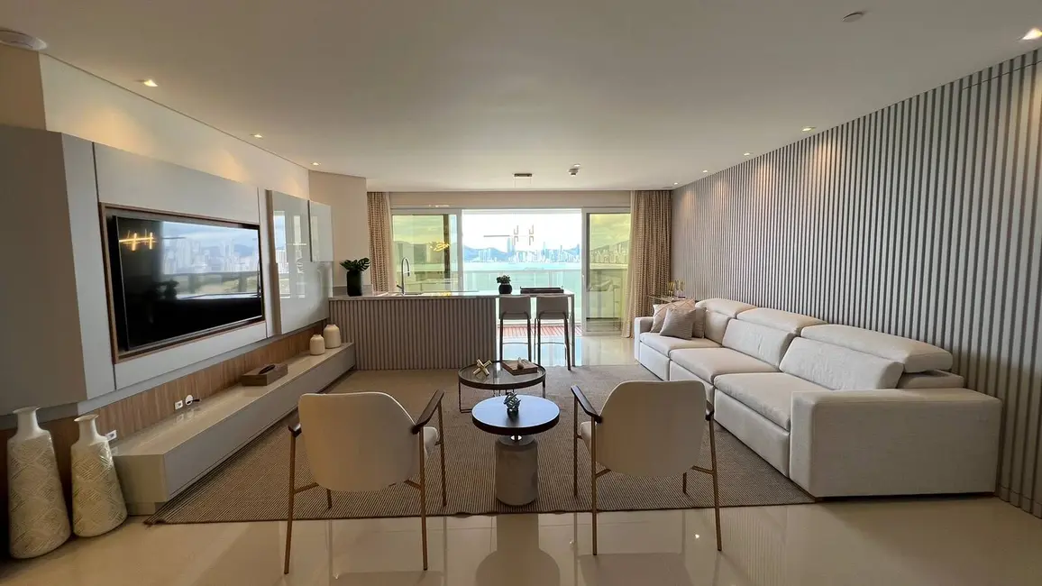 Foto 5 de Apartamento com 3 quartos à venda, 185m2 em Centro, Balneario Camboriu - SC