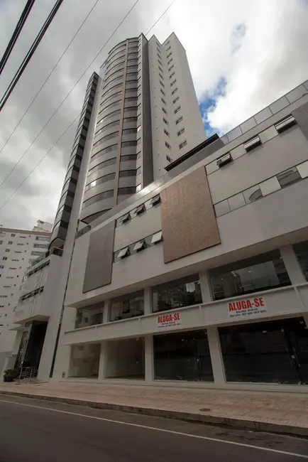 Foto 1 de Apartamento com 4 quartos à venda, 150m2 em Centro, Balneario Camboriu - SC