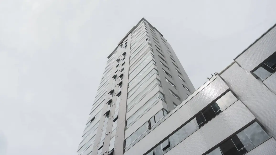 Foto 1 de Apartamento com 3 quartos à venda, 115m2 em Pioneiros, Balneario Camboriu - SC
