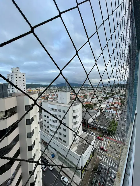 Apartamento com 2 quartos à venda, 100m2 em Centro, Balneario Camboriu - SC - imagem 3 Foto 3 de Apartamento com 2 quartos à venda, 100m2 em Centro, Balneario Camboriu - SC