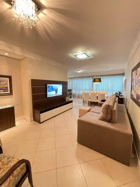 Apartamento com 2 quartos à venda, 100m2 em Centro, Balneario Camboriu - SC - imagem 5 Foto 5 de Apartamento com 2 quartos à venda, 100m2 em Centro, Balneario Camboriu - SC