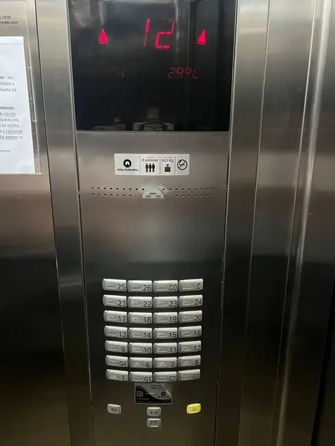 Apartamento com 3 quartos à venda, 157m2 em Centro, Balneario Camboriu - SC - imagem 4 Foto 4 de Apartamento com 3 quartos à venda, 157m2 em Centro, Balneario Camboriu - SC