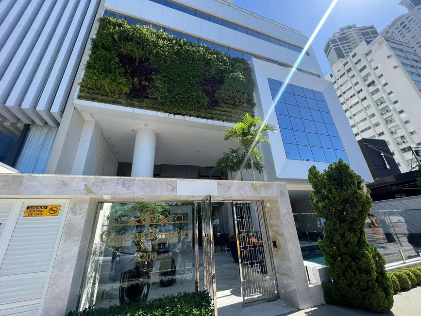 Apartamento com 3 quartos à venda, 157m2 em Centro, Balneario Camboriu - SC - imagem 5 Foto 5 de Apartamento com 3 quartos à venda, 157m2 em Centro, Balneario Camboriu - SC