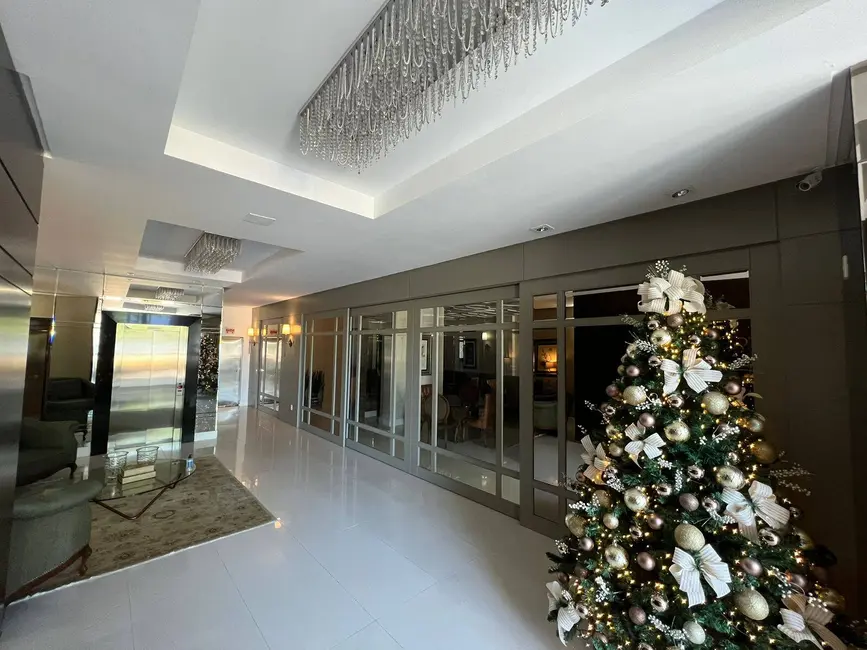 Apartamento com 3 quartos à venda, 157m2 em Centro, Balneario Camboriu - SC - imagem 6 Foto 6 de Apartamento com 3 quartos à venda, 157m2 em Centro, Balneario Camboriu - SC