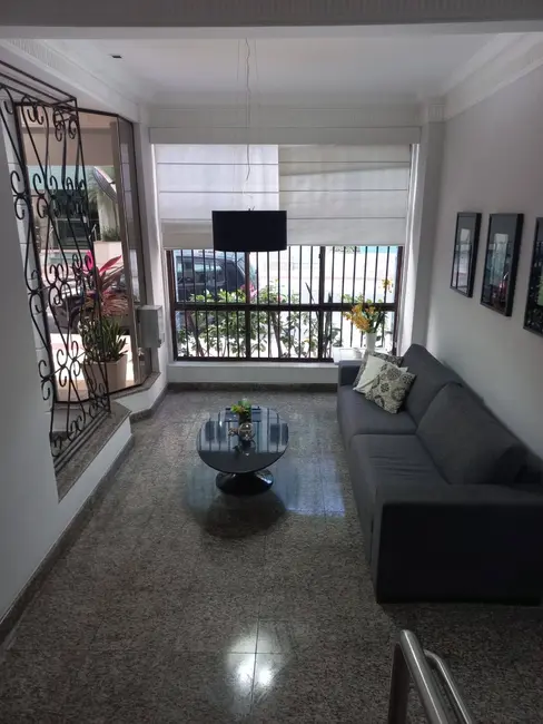 Apartamento com 3 quartos à venda, 107m2 em Centro, Balneario Camboriu - SC - imagem 4 Foto 4 de Apartamento com 3 quartos à venda, 107m2 em Centro, Balneario Camboriu - SC