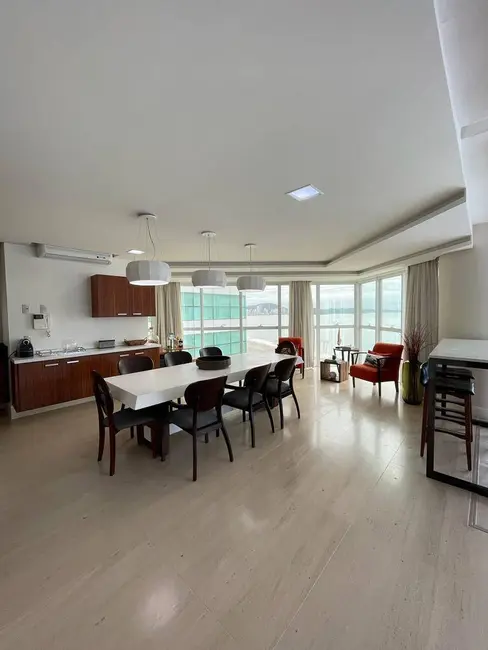 Apartamento com 4 quartos à venda, 257m2 em Centro, Balneario Camboriu - SC - imagem 9 Foto 9 de Apartamento com 4 quartos à venda, 257m2 em Centro, Balneario Camboriu - SC