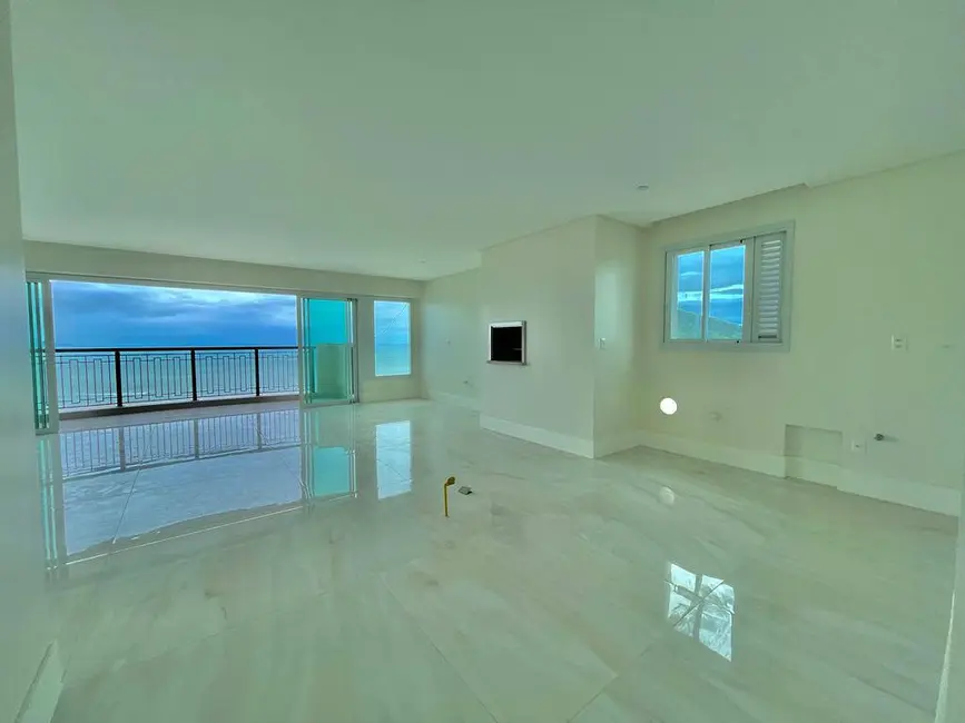 Apartamento com 5 quartos à venda, 230m2 em Centro, Balneario Camboriu - SC - imagem 7 Foto 7 de Apartamento com 5 quartos à venda, 230m2 em Centro, Balneario Camboriu - SC