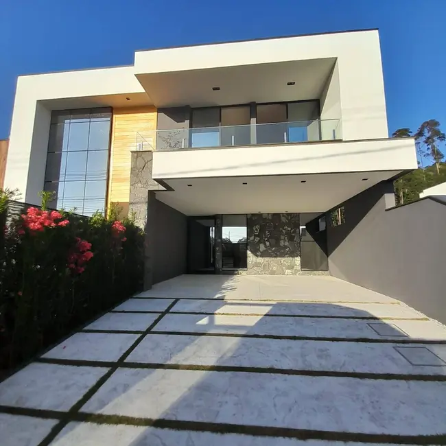 Casa com 3 quartos à venda, 217m2 em Camboriu - SC - imagem 4 Foto 4 de Casa com 3 quartos à venda, 217m2 em Camboriu - SC