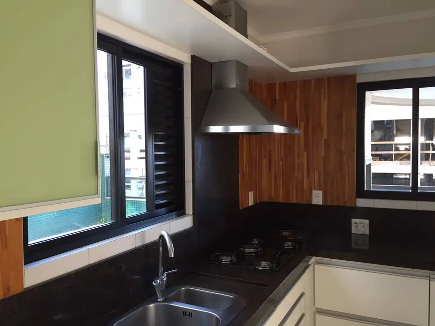 Apartamento com 3 quartos à venda, 597m2 em Centro, Balneario Camboriu - SC - imagem 6 Foto 6 de Apartamento com 3 quartos à venda, 597m2 em Centro, Balneario Camboriu - SC