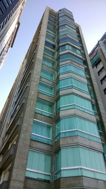 Foto 1 de Apartamento com 4 quartos à venda, 700m2 em Centro, Balneario Camboriu - SC